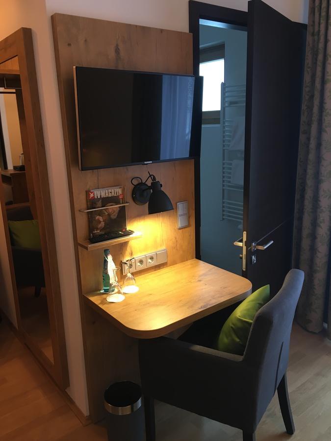 Parkhotel Leiser Planegg Εξωτερικό φωτογραφία