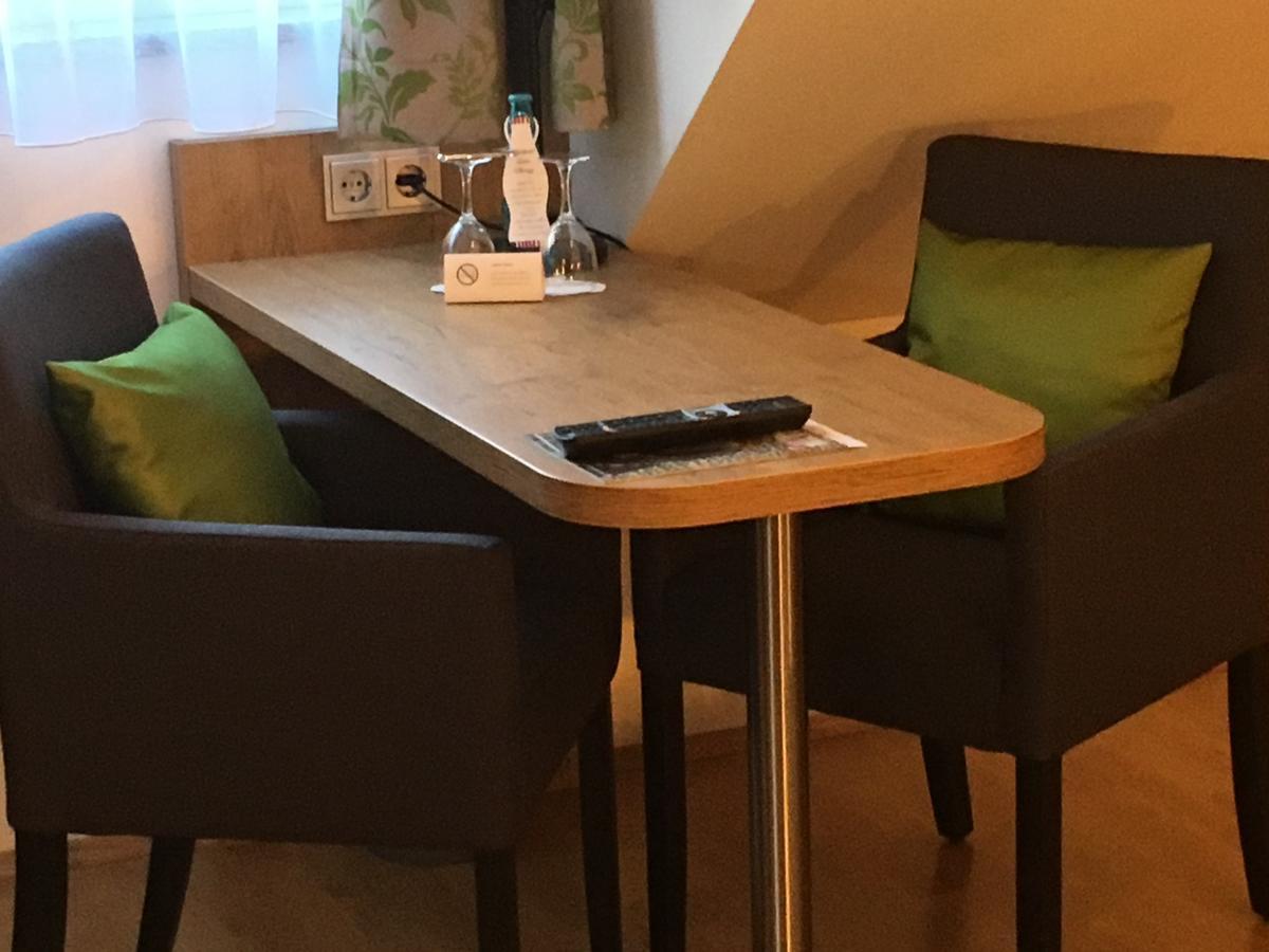 Parkhotel Leiser Planegg Εξωτερικό φωτογραφία