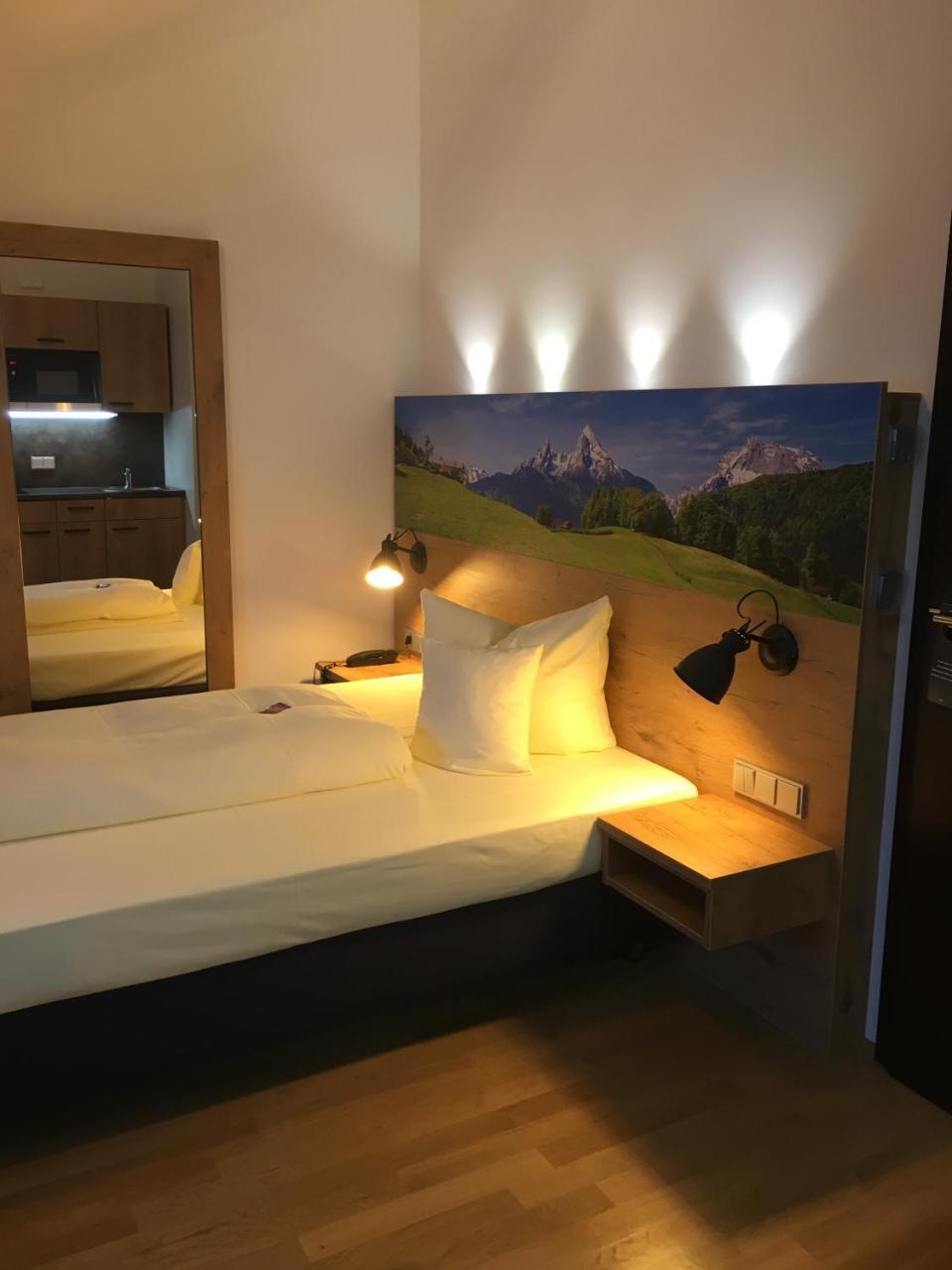 Parkhotel Leiser Planegg Εξωτερικό φωτογραφία