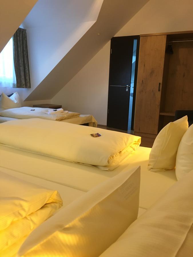 Parkhotel Leiser Planegg Εξωτερικό φωτογραφία
