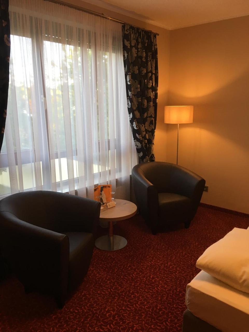 Parkhotel Leiser Planegg Εξωτερικό φωτογραφία