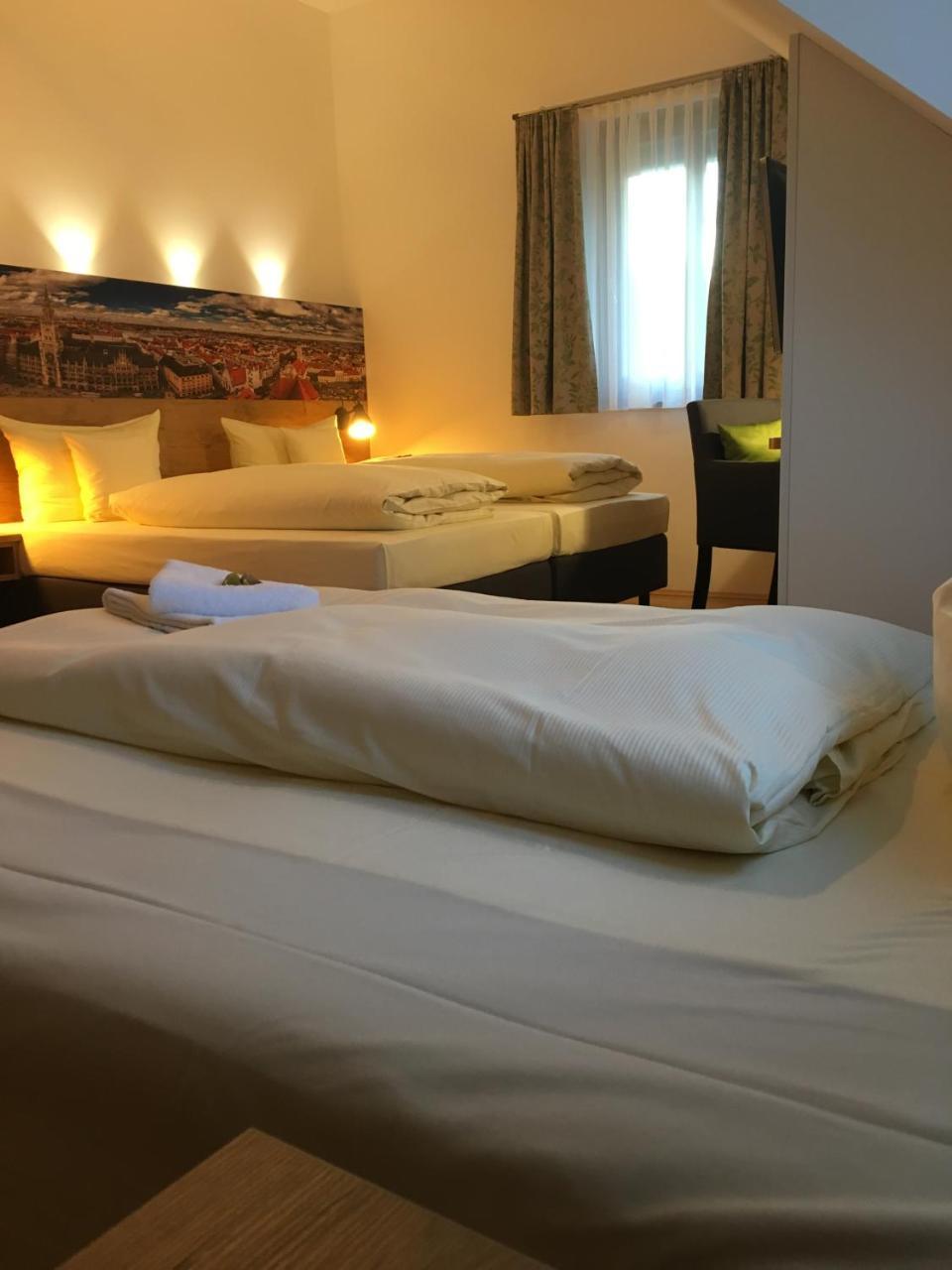 Parkhotel Leiser Planegg Εξωτερικό φωτογραφία
