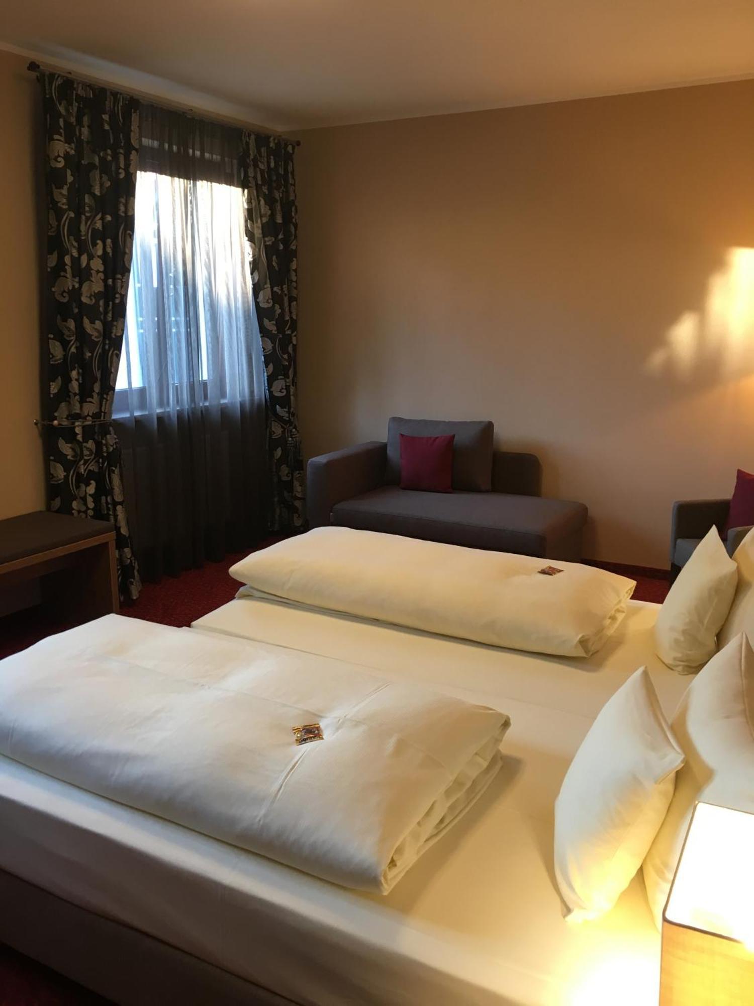 Parkhotel Leiser Planegg Εξωτερικό φωτογραφία